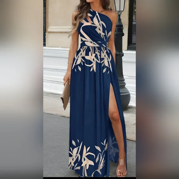 Elegant Navy Blue and Beige Maxi Dress - Picture 5 of 5